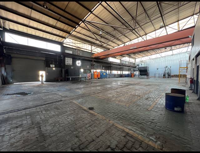 1,300M² FACTORY TO LET IN ALRODE